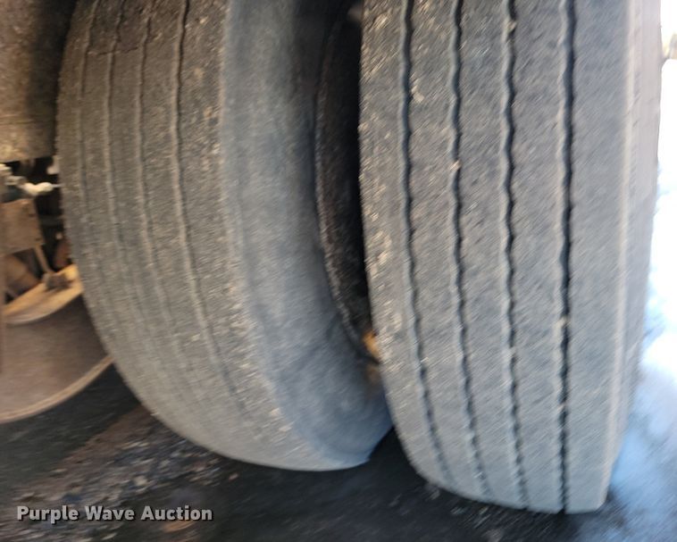 image for item LA9589 1994 Load King 503605DD lowboy equipment trailer