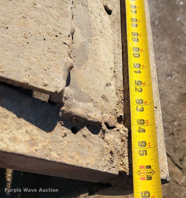 image for item LA9589 1994 Load King 503605DD lowboy equipment trailer