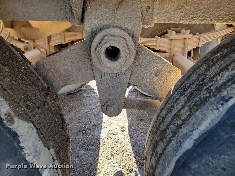 image for item LA9589 1994 Load King 503605DD lowboy equipment trailer