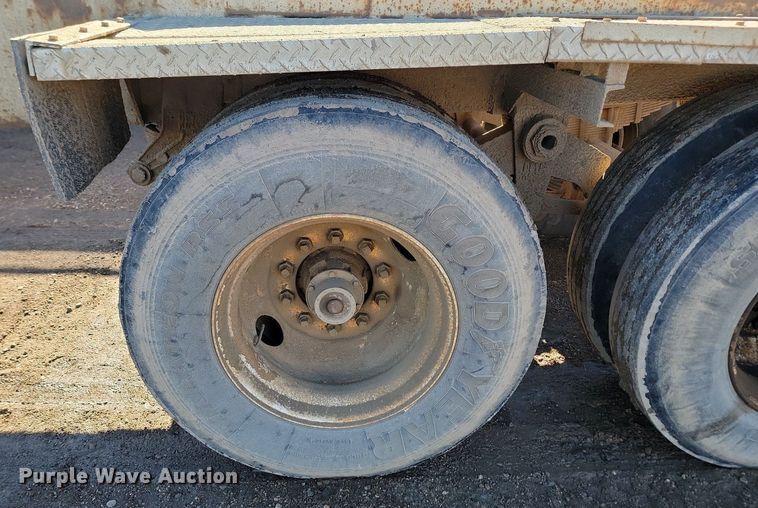 image for item LA9589 1994 Load King 503605DD lowboy equipment trailer