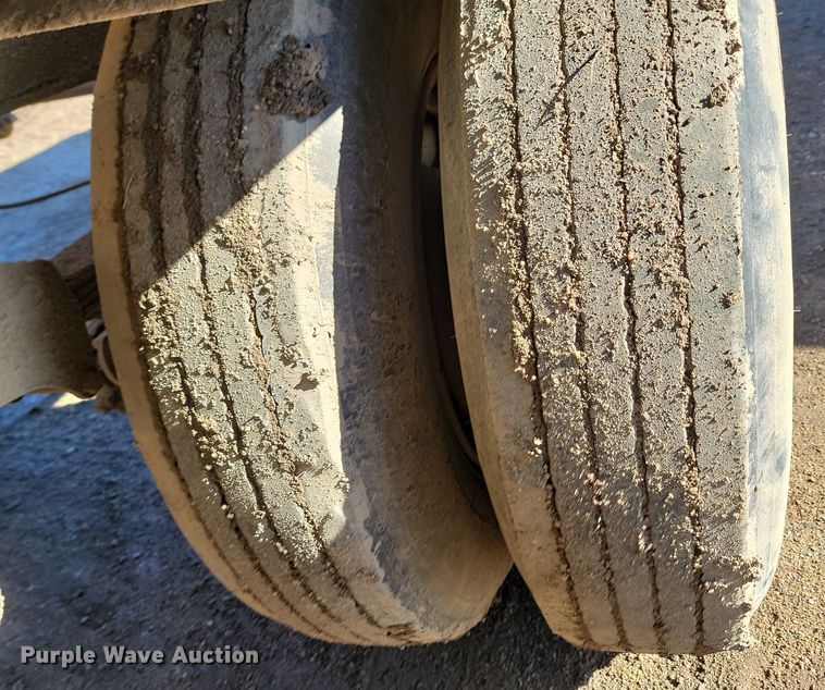 image for item LA9589 1994 Load King 503605DD lowboy equipment trailer