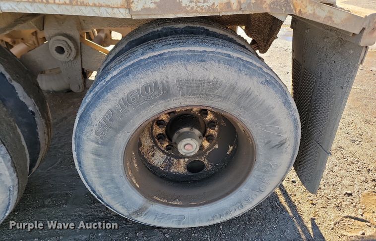 image for item LA9589 1994 Load King 503605DD lowboy equipment trailer