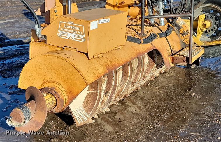 image for item LA9590 OverBuilt  cold planer