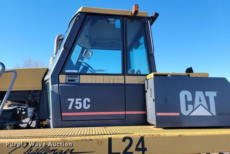 image for item LA9591 1996 Caterpillar Challenger CH75C tractor