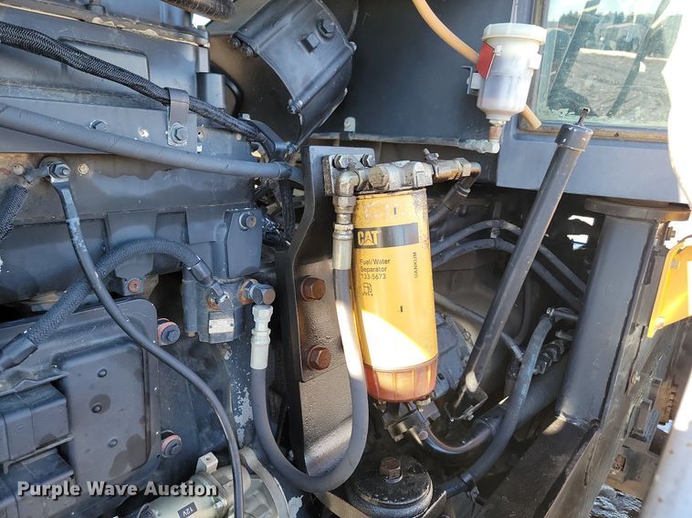 image for item LA9591 1996 Caterpillar Challenger CH75C tractor