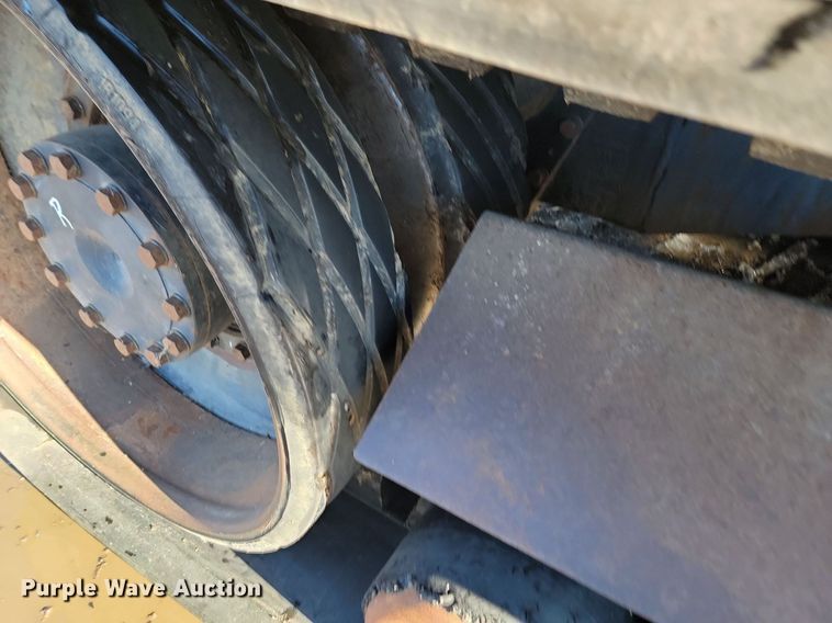 image for item LA9591 1996 Caterpillar Challenger CH75C tractor