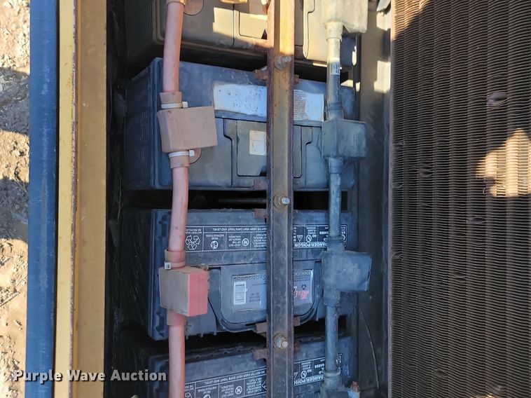 image for item LA9592 1994 Caterpillar Challenger 85C tractor