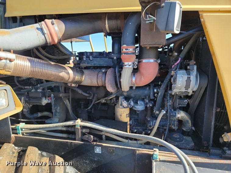 image for item LA9592 1994 Caterpillar Challenger 85C tractor