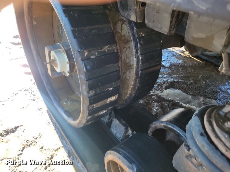 image for item LA9592 1994 Caterpillar Challenger 85C tractor