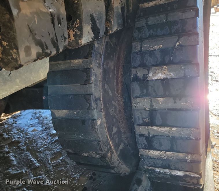 image for item LA9592 1994 Caterpillar Challenger 85C tractor