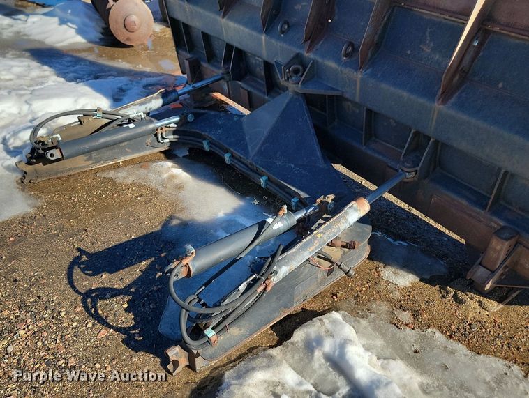 image for item LA9592 1994 Caterpillar Challenger 85C tractor