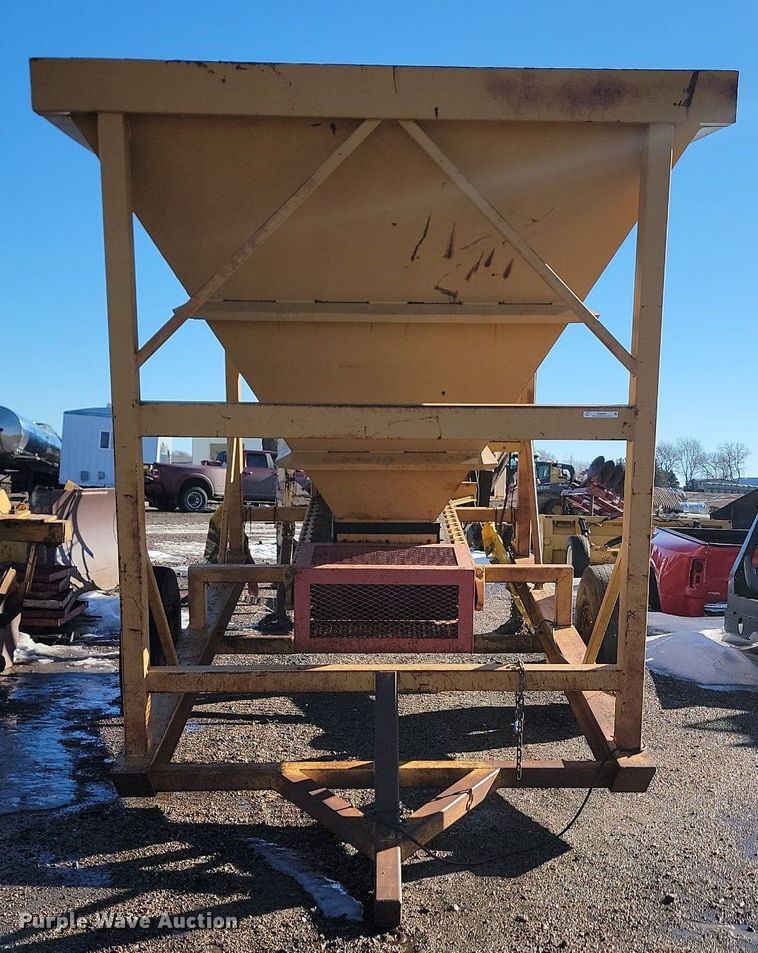 image for item LA9597 Portable hopper conveyor 