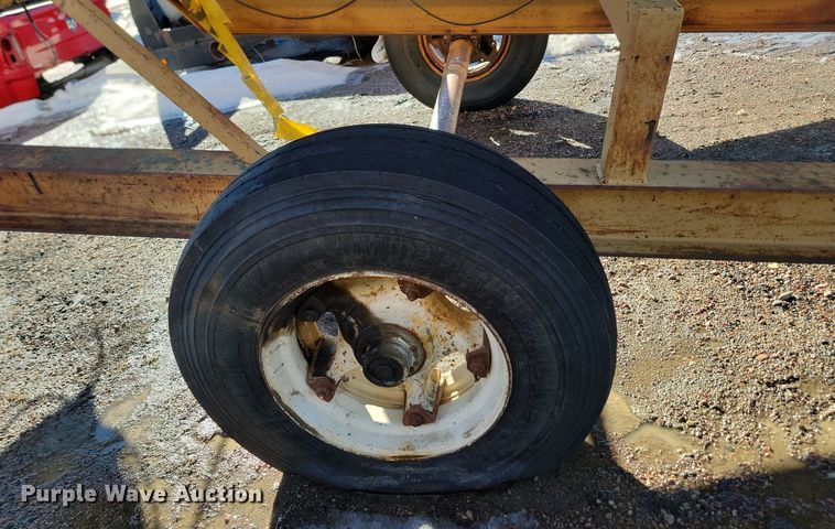 image for item LA9597 Portable hopper conveyor 