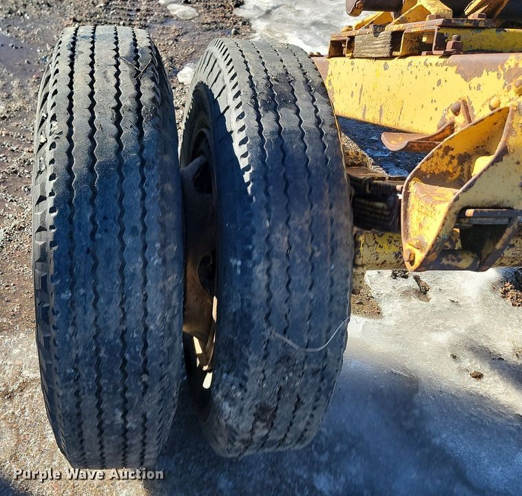 image for item LA9598 Highway Trailer Company  dolly