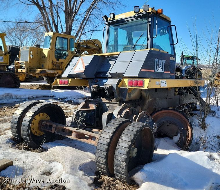 image for item LA9599 Caterpillar Challenger CH75C tractor