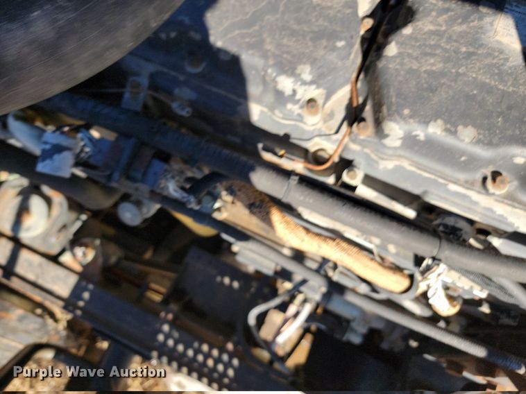 image for item LA9599 Caterpillar Challenger CH75C tractor