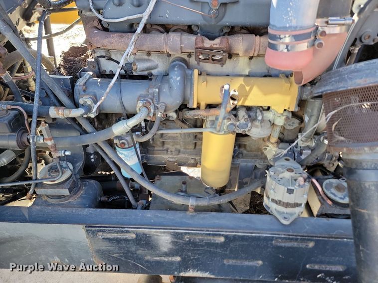 image for item LA9599 Caterpillar Challenger CH75C tractor