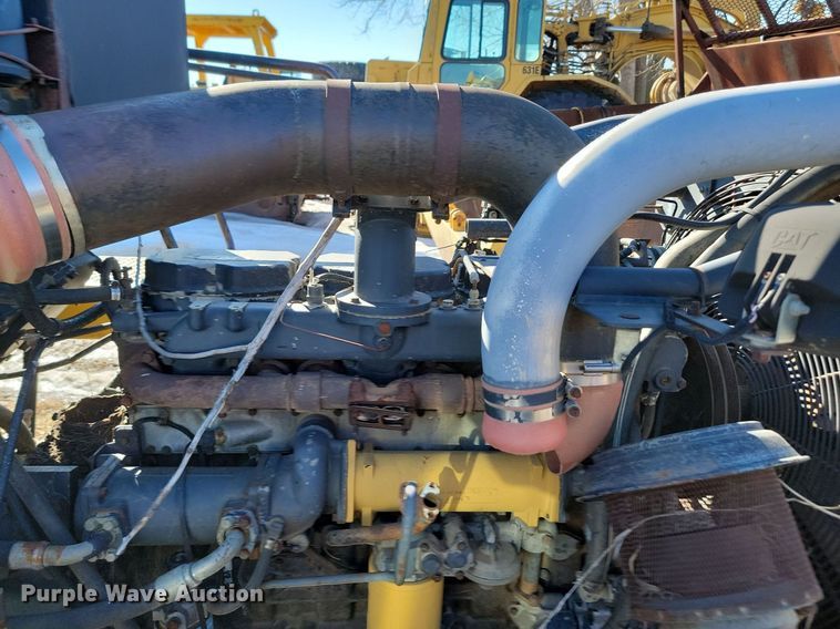 image for item LA9599 Caterpillar Challenger CH75C tractor