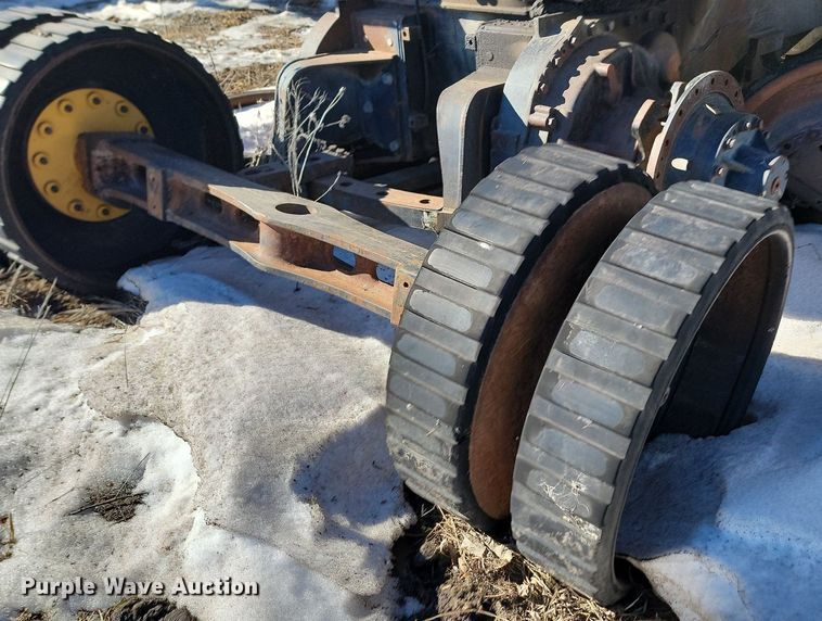 image for item LA9599 Caterpillar Challenger CH75C tractor