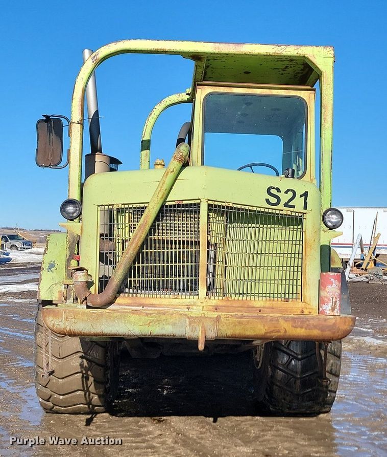 image for item LA9600 Terex TS-14 water wagon