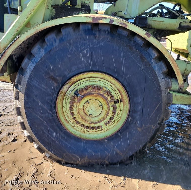 image for item LA9600 Terex TS-14 water wagon