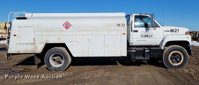image for item LA9601 1992 GMC C7H042 fuel truck