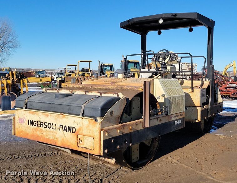 image for item LA9602 2000 Ingersoll Rand DD-130 double drum roller