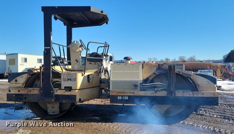 image for item LA9602 2000 Ingersoll Rand DD-130 double drum roller