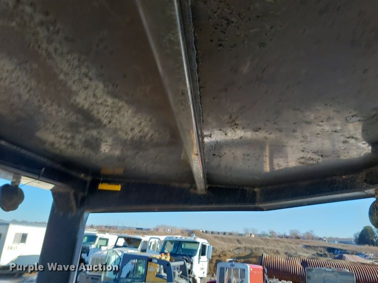 image for item LA9602 2000 Ingersoll Rand DD-130 double drum roller