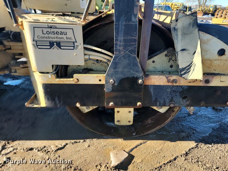 image for item LA9602 2000 Ingersoll Rand DD-130 double drum roller