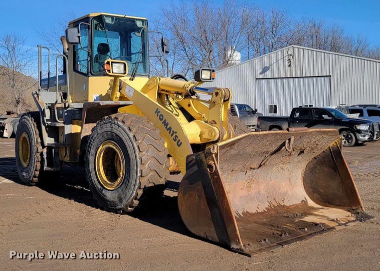 image for item LA9603 2000 Komatsu  WA380-3MC wheel loader