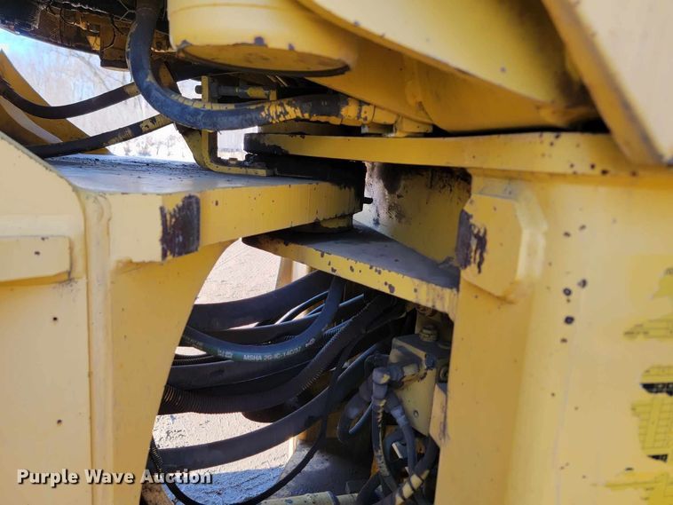 image for item LA9603 2000 Komatsu  WA380-3MC wheel loader