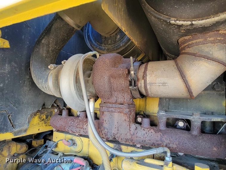 image for item LA9603 2000 Komatsu  WA380-3MC wheel loader