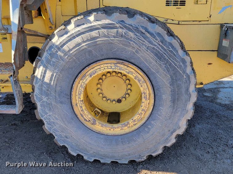 image for item LA9603 2000 Komatsu  WA380-3MC wheel loader