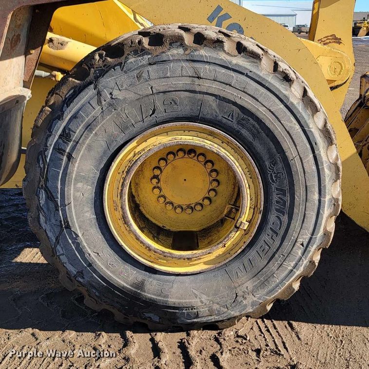 image for item LA9603 2000 Komatsu  WA380-3MC wheel loader