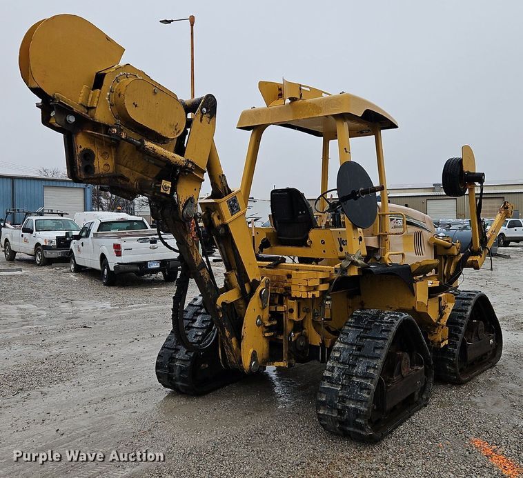 image for item LB9746 2010 Vermeer RTX1250 cable plow