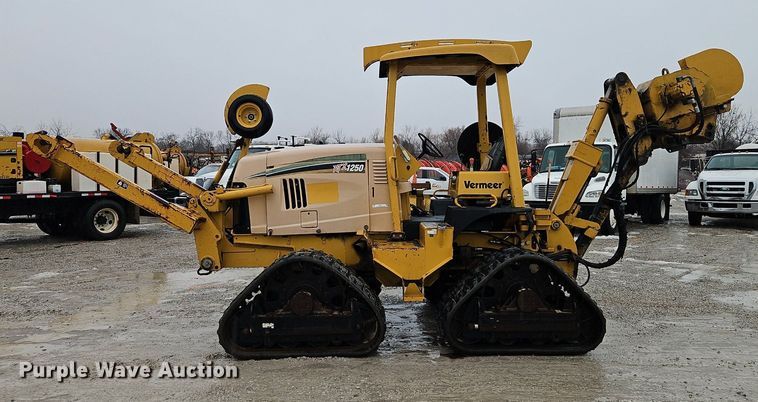 image for item LB9746 2010 Vermeer RTX1250 cable plow