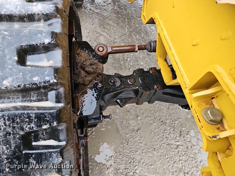 image for item LB9746 2010 Vermeer RTX1250 cable plow