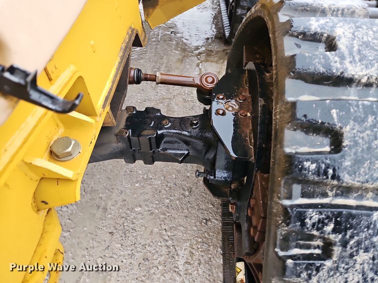 image for item LB9746 2010 Vermeer RTX1250 cable plow