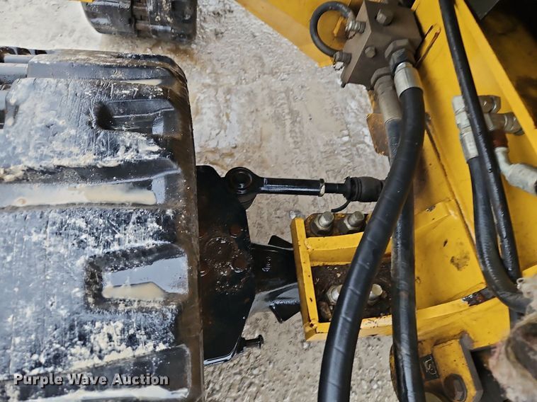 image for item LB9746 2010 Vermeer RTX1250 cable plow