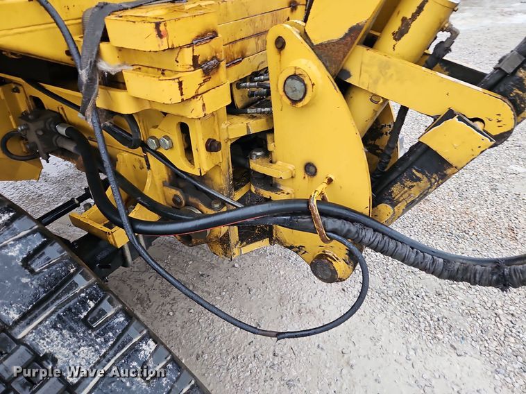 image for item LB9746 2010 Vermeer RTX1250 cable plow