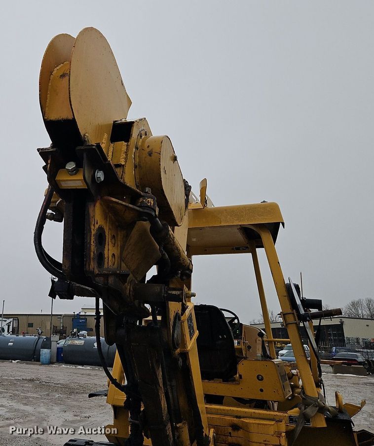 image for item LB9746 2010 Vermeer RTX1250 cable plow