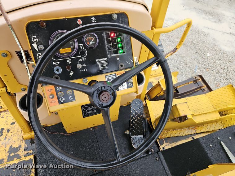 image for item LB9746 2010 Vermeer RTX1250 cable plow