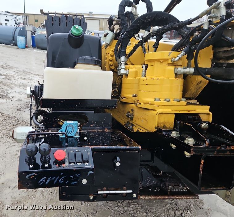 image for item LB9747 2014 Vermeer  D24X40 Series II directional boring unit