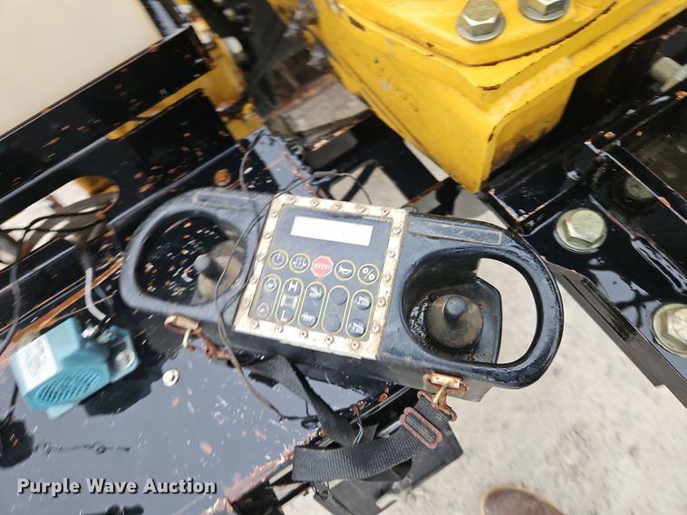 image for item LB9747 2014 Vermeer  D24X40 Series II directional boring unit