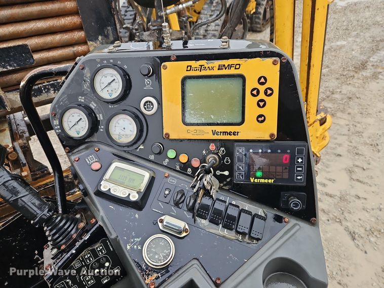 image for item LB9747 2014 Vermeer  D24X40 Series II directional boring unit