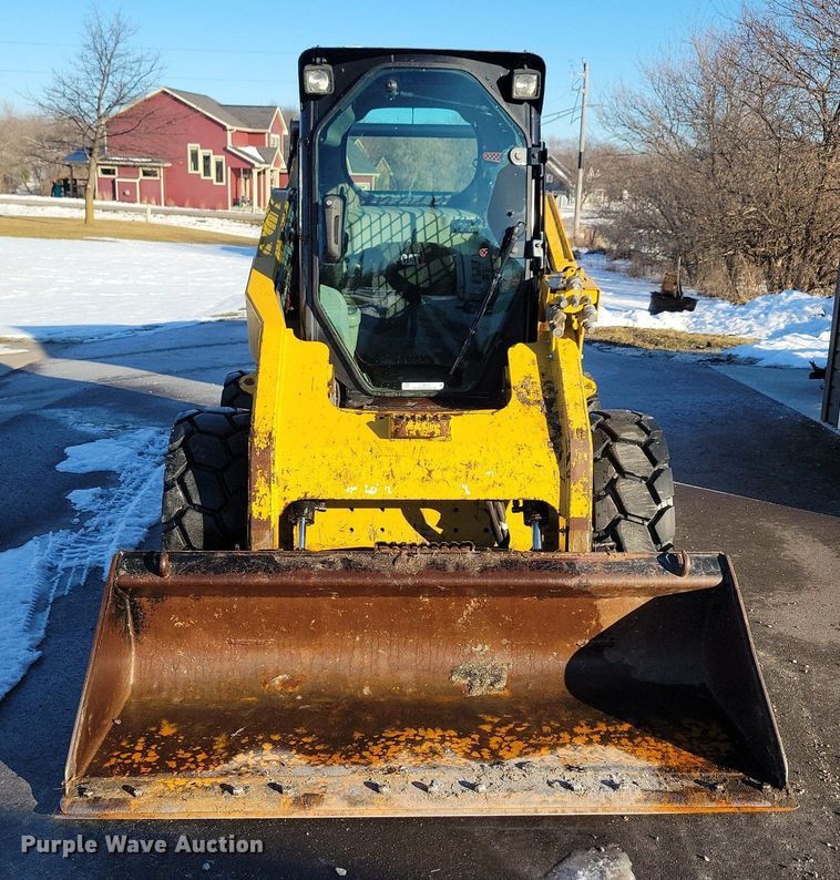 image for item LC9810 2012 Caterpillar 262C skid steer loader