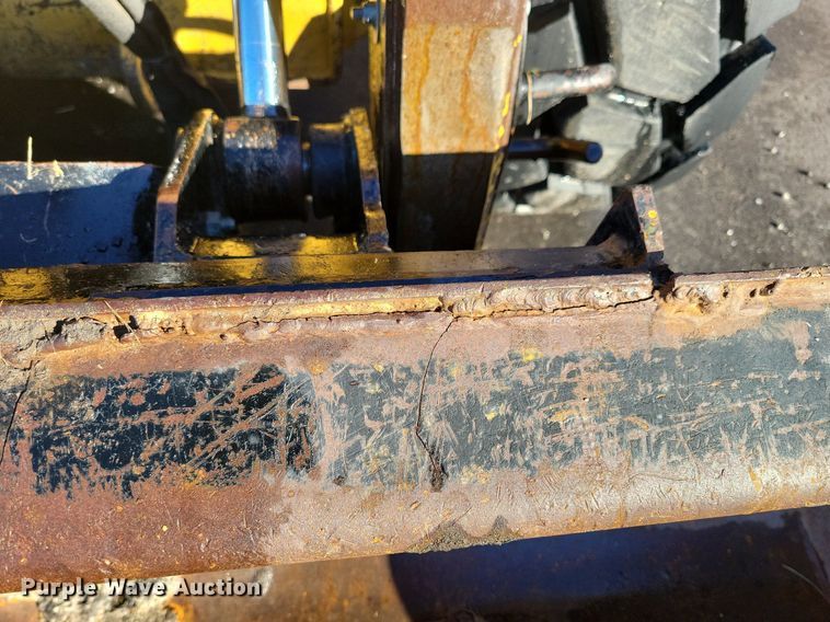 image for item LC9810 2012 Caterpillar 262C skid steer loader