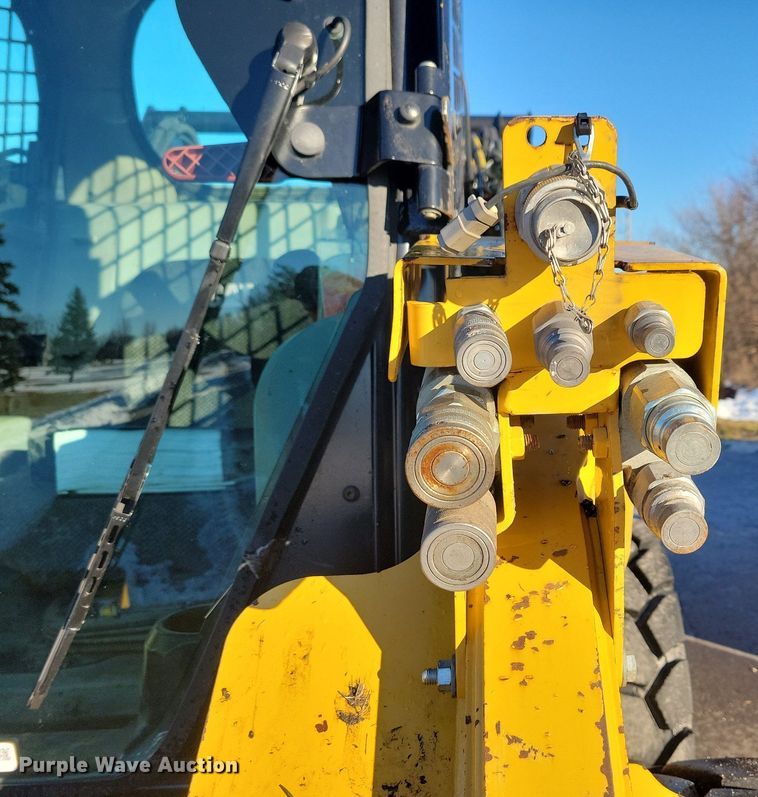 image for item LC9810 2012 Caterpillar 262C skid steer loader