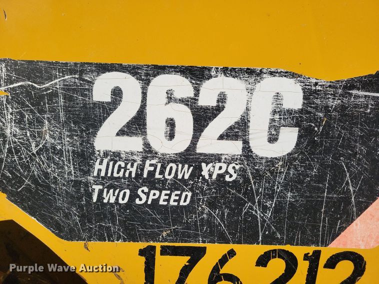 image for item LC9810 2012 Caterpillar 262C skid steer loader